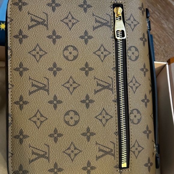 ***SOLD***** BNIB Louis Vuitton Pochette Metis Reverse 2021 - Picture 5 of 16
